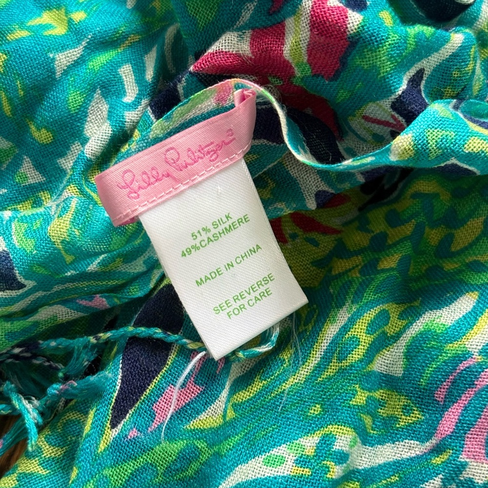 Lilly Pulitzer Murphee scarf!